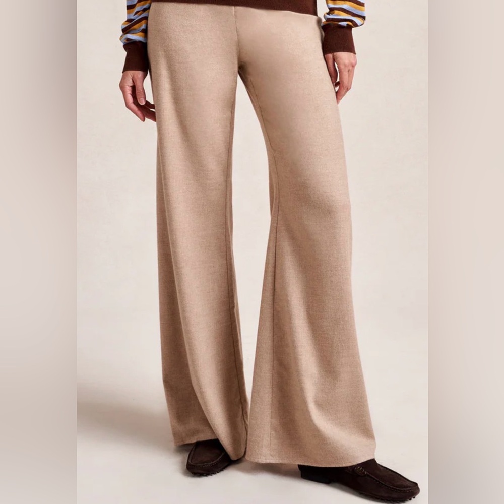Flannel Colby Pant, Size M, Camel
Never worn!